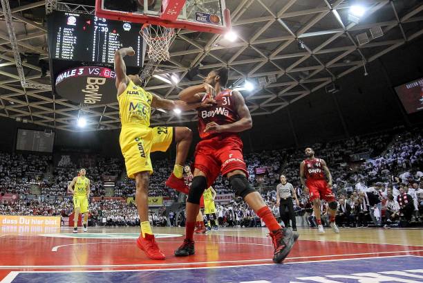 也是在向外 也是在向外