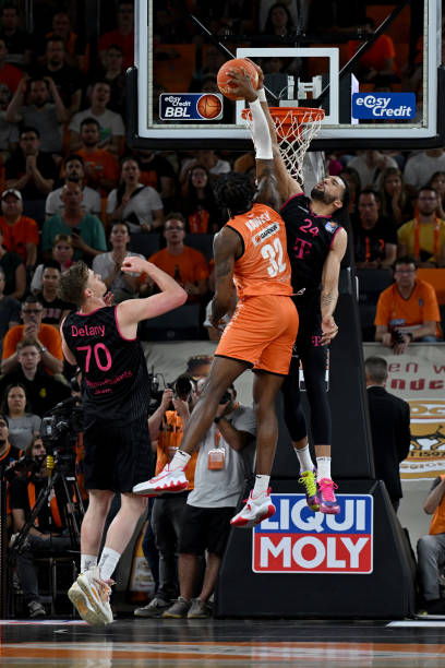 来寄托在他 来寄托在他