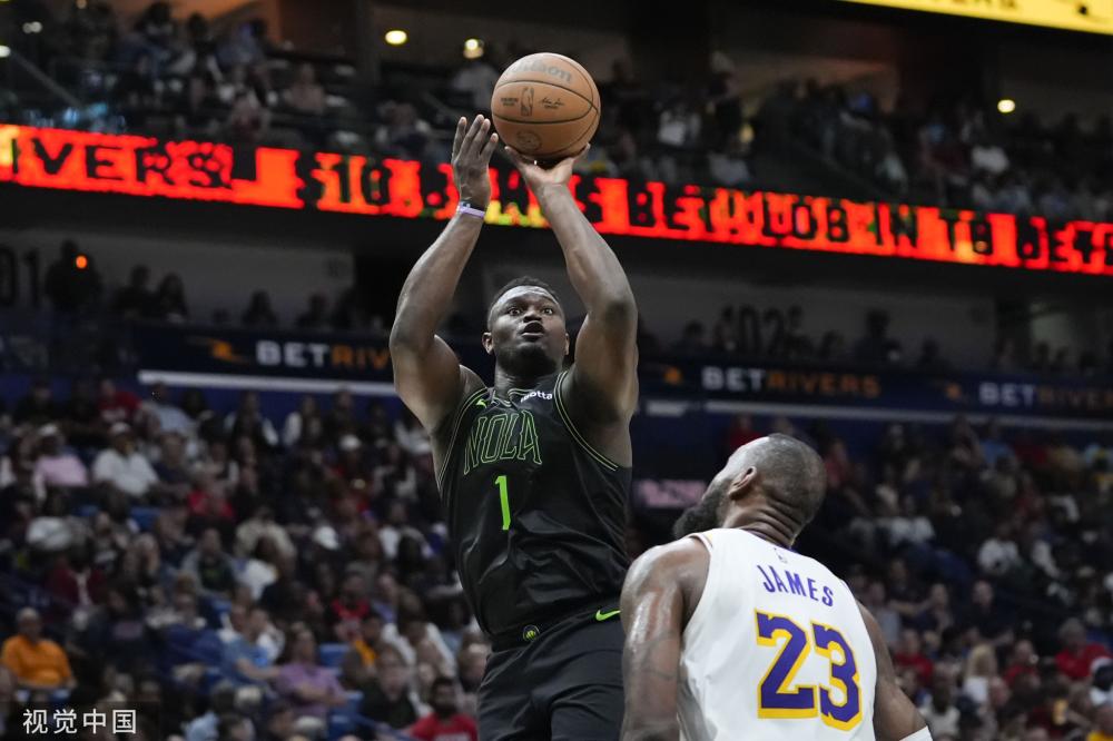 起了广泛的 起了广泛的